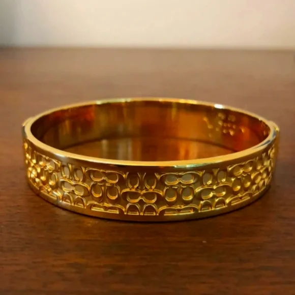 New Authentic Coach Gold C Bangle Bracelets - Picture 1 of 4